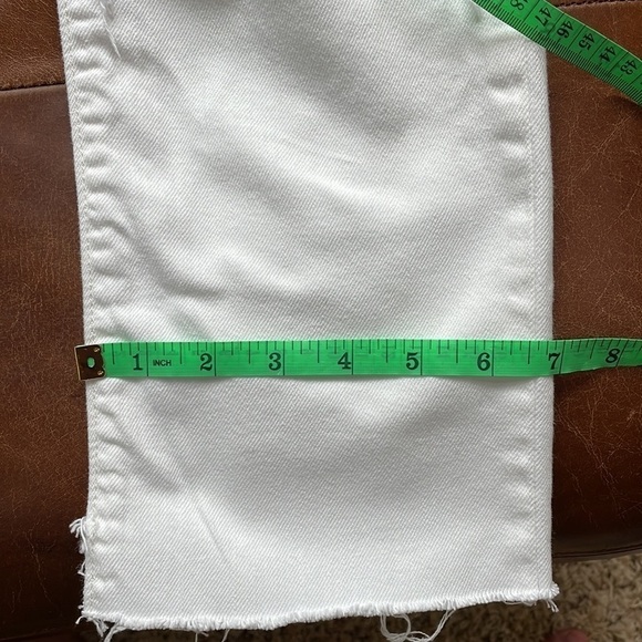 Gap 1969 boyfriend distressed cropped white jeans SZ 4 - Picture 9 of 9